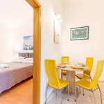 House Runjic With Pool, Large Garden And Playground Semesterbostad Prgomet