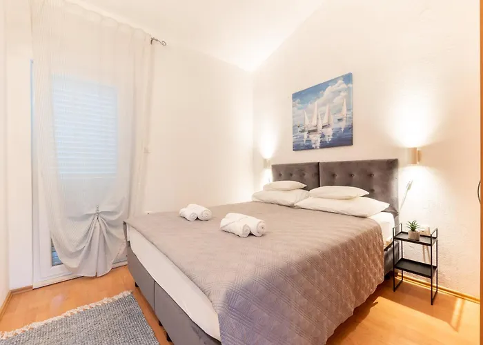 House Runjic With Pool, Large Garden And Playground * Prgomet